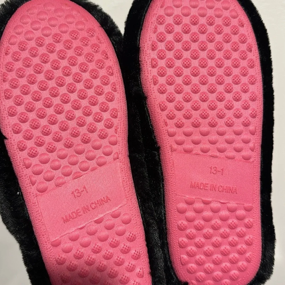 GIRLS LOL SURPRISE SLIPPERS